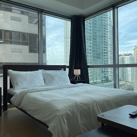 מנילה Prime Avant Bgc Location Apartments By Ph Staycation מראה חיצוני תמונה