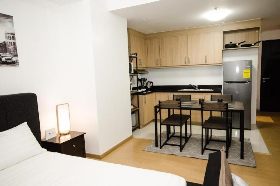 מנילה Prime Avant Bgc Location Apartments By Ph Staycation מראה חיצוני תמונה